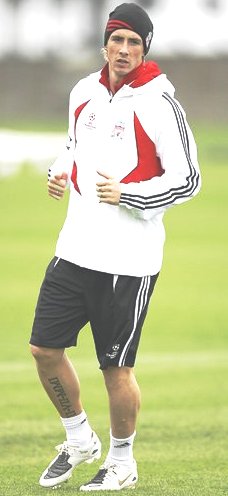 Torres á æfingu í gær fyrir leikinn gegn Besiktas